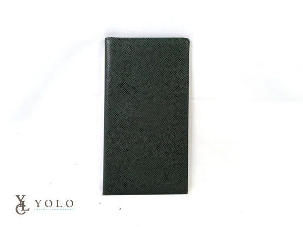 Louis Vuitton Dark Green Taiga Leather Pass ID Card Holder Louis