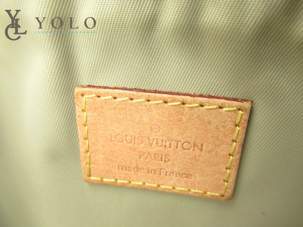  Louis Vuitton, Pre-Loved Terre Damier Geant Ceinture Jogging,  Grey : Luxury Stores