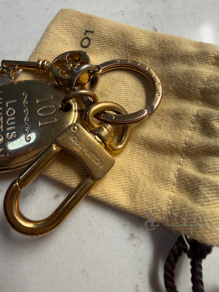 Louis Vuitton 101 Champs-Elysses Maison Key Holder