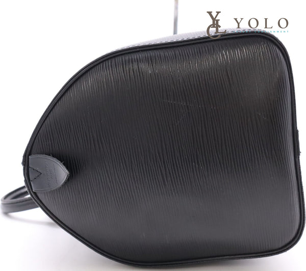 Louis Vuitton Epi Black Speedy 30 Bag