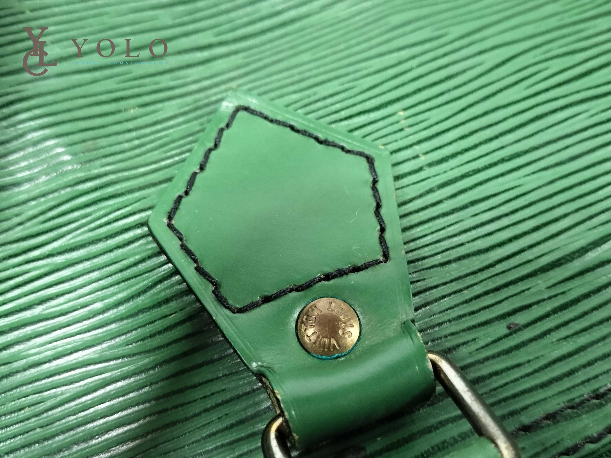 Louis Vuitton Epi Green Speedy 35 Bag – LV Leather Satchel – YOLO 