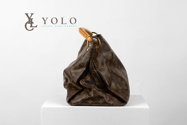 Louis Vuitton Monogram Artsy MM Hobo Bag