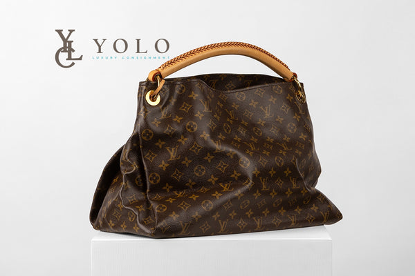 Louis Vuitton Monogram Artsy MM Hobo Bag