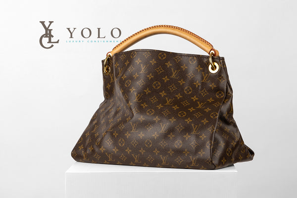 Louis Vuitton Monogram Artsy MM Hobo Bag
