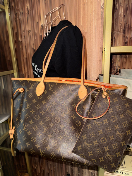 Louis Vuitton Monogram Neverfull MM Tote Bag Full Set