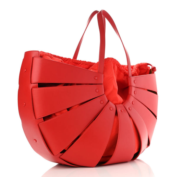 Bottega Veneta The Shell Chili Tomato French Calfskin Leather Shoulder Bag in Chili Tomato, authentic new handbag, image 2