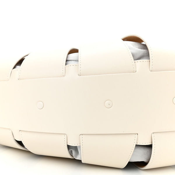 Bottega Veneta The Shell Bag Frost White French Calfskin Shoulder Bag in Frost White, authentic new handbag, image 5