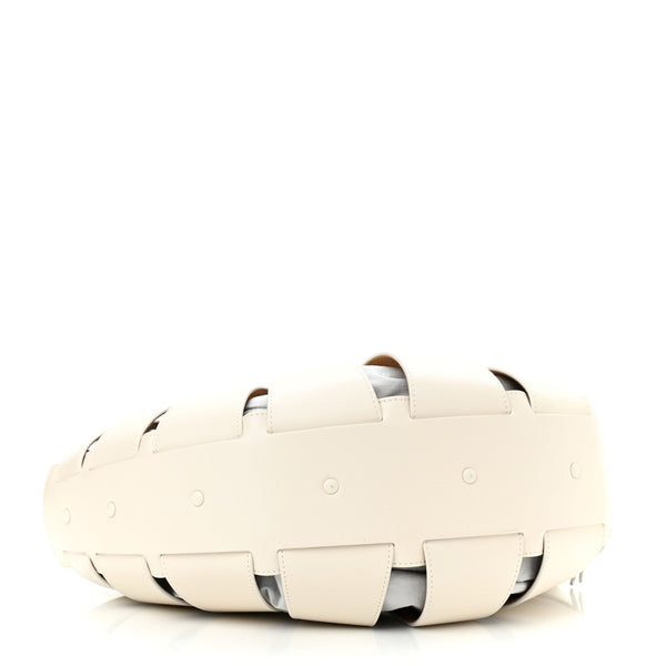 Bottega Veneta The Shell Bag Frost White French Calfskin Shoulder Bag in Frost White, authentic new handbag, image 4