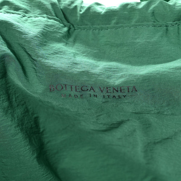 Bottega Veneta The Shell Bag Racing Green French Calfskin Shoulder Bag in Racing Green, authentic new handbag, image 7