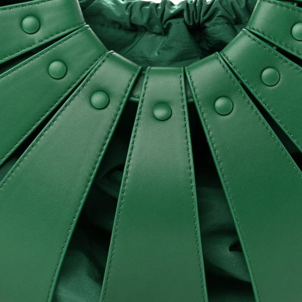 Bottega Veneta The Shell Bag Racing Green French Calfskin Shoulder Bag in Racing Green, authentic new handbag, image 3