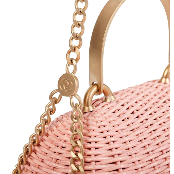 Chanel Pink Rattan Wicker Heart Basket Crossbody Bag Rare 2004 in Baby Pink, authentic pre-loved handbag, image 4