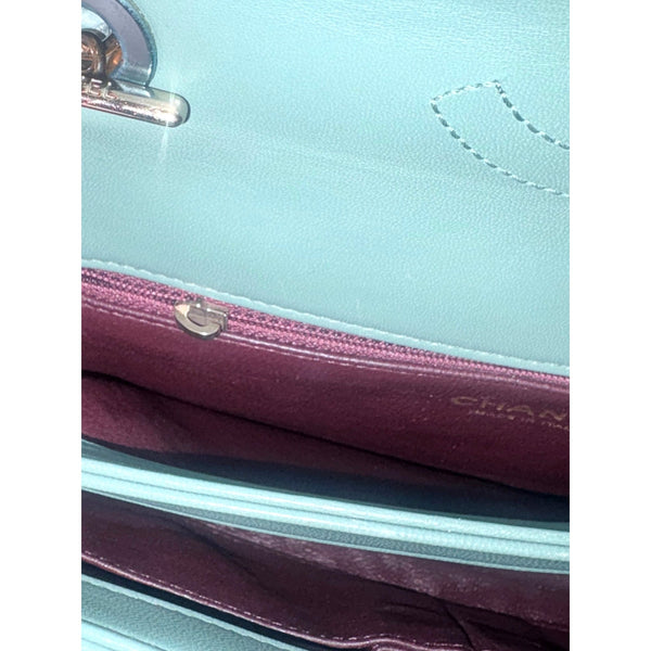 Chanel Trendy CC Flap Matelasse Aquamarine Leather Shoulder Bag in Aquamarine, authentic pre-loved handbag, image 9