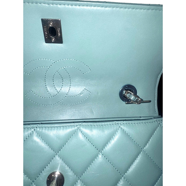 Chanel Trendy CC Flap Matelasse Aquamarine Leather Shoulder Bag in Aquamarine, authentic pre-loved handbag, image 8
