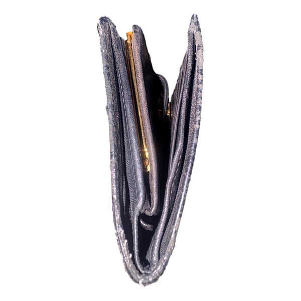 Chanel Vintage Interlocking CC Black Quilted Lambskin Wallet in Black, authentic pre-loved wallet, image 10