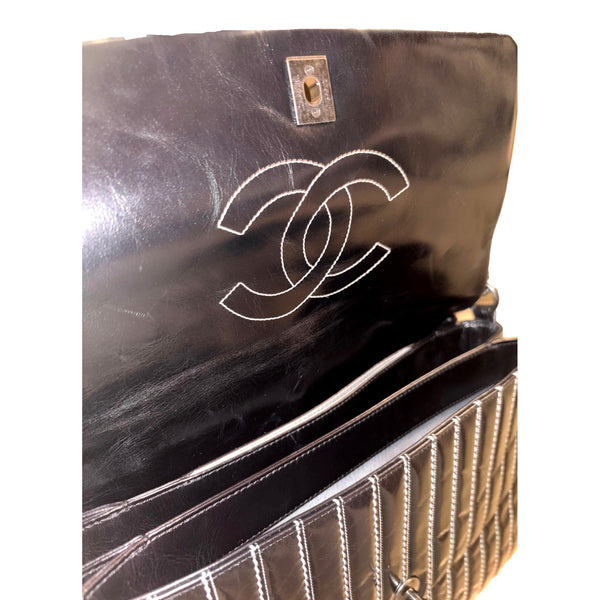 Chanel Black Vertical Stitch Flap Bag CC Logo Silver Chain Shoulder Bag in Black, authentic pre-loved handbag, image 7