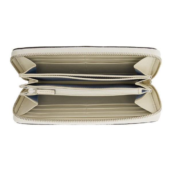Gucci Sega Guccy Stars White Moon Gold Zipper Leather Wallet in Ivory and Gold, authentic new wallet, image 5