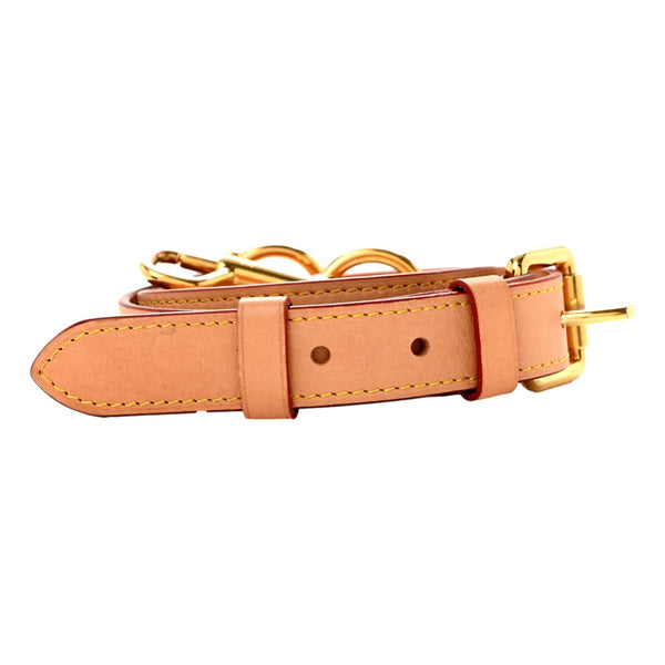 Buckle and adjustment holes on the Louis Vuitton detachable Vachetta leather shoulder strap