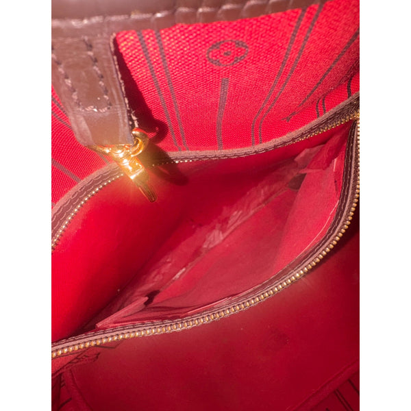 Louis Vuitton Neverfull MM Damier Ebene Coated Canvas Cherry Tote Bag – product photo 7
