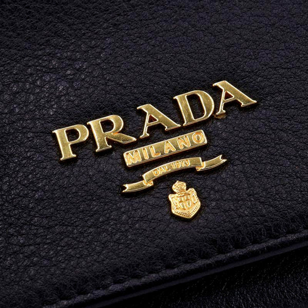 Prada Vitello Grain Black Trifold Compact Wallet Leather Logo Plaque in Black, authentic new wallet, image 5