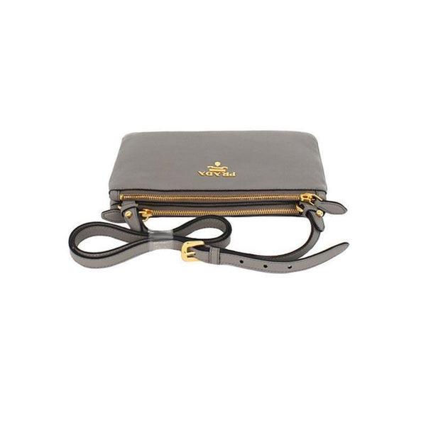 Prada Vitello Phenix Argilla Gray Leather Logo Plaque Crossbody Bag — photo 7