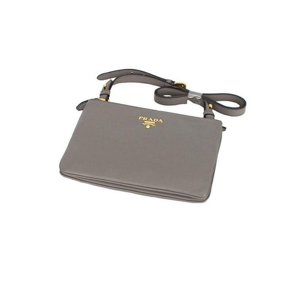Prada Vitello Phenix Argilla Gray Leather Logo Plaque Crossbody Bag — photo 3