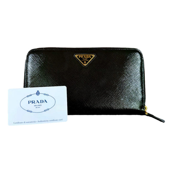 Prada Nero Black Saffiano Vernice Leather Zip Around Wallet – carrying view