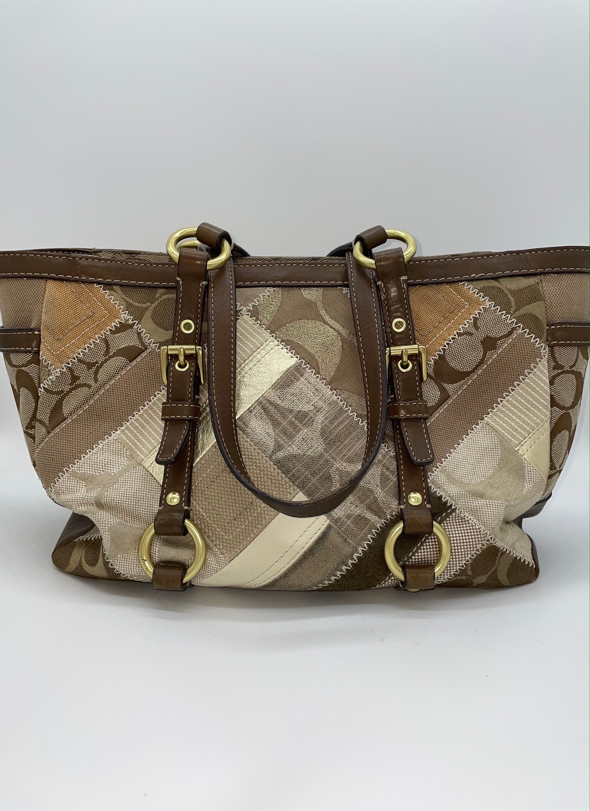 CoachSigPatchworkTote3_2048x.